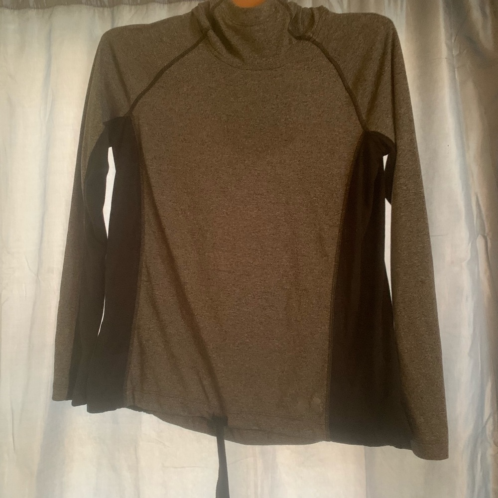 Cute under armour heat gear hooded top